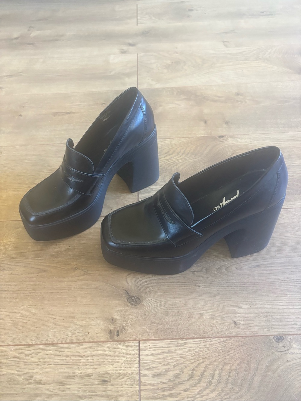 Free People leather platform Mary Janes with rubber soles size 37